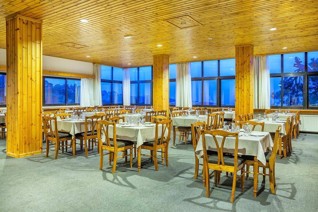 Troodos Hotel & Spa Bagian luar foto