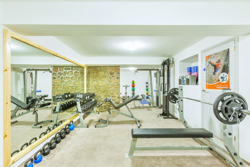 Troodos Hotel & Spa Bagian luar foto