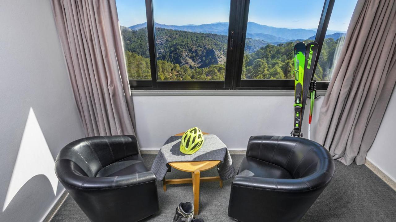 Troodos Hotel & Spa Bagian luar foto